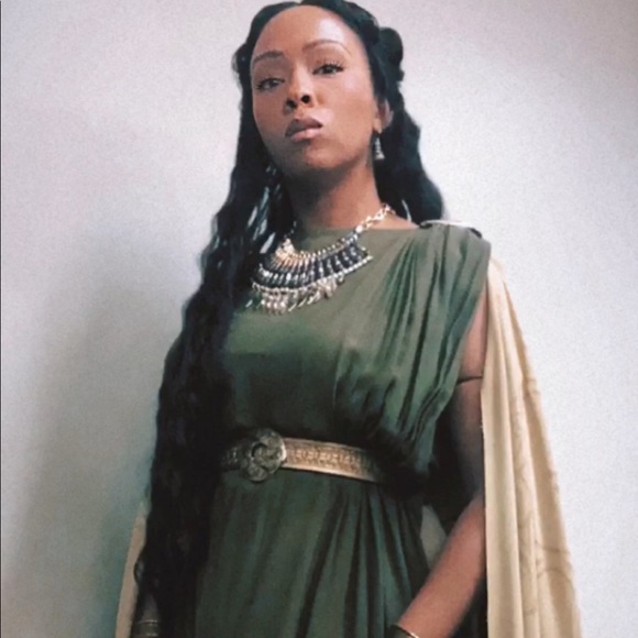 Meet Your:
Top Seller💋Buyer - Picture 7 of 15